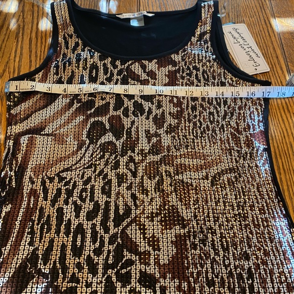 NWT Nygard shell . Size small . - Picture 8 of 10